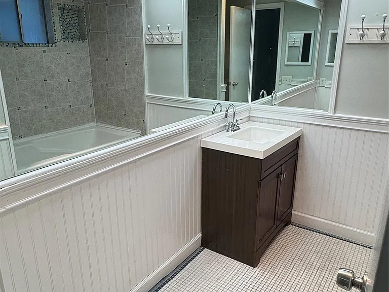 23115 Ludgate Dr — Photo 14