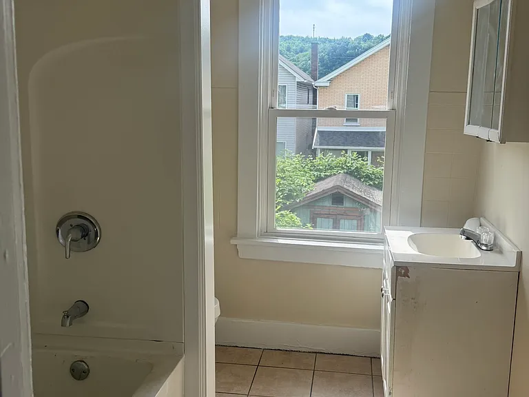 1625 Church St — Photo 18