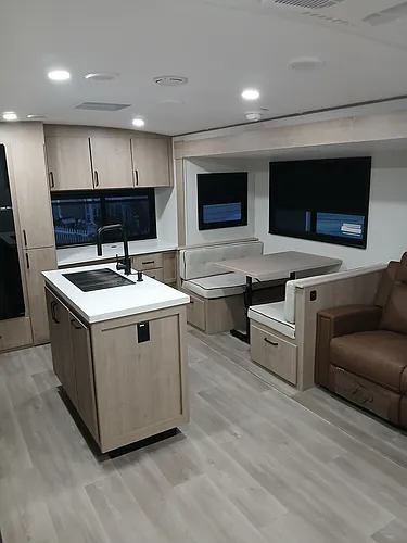 Floor plan 1 Bed 1 Bath RV