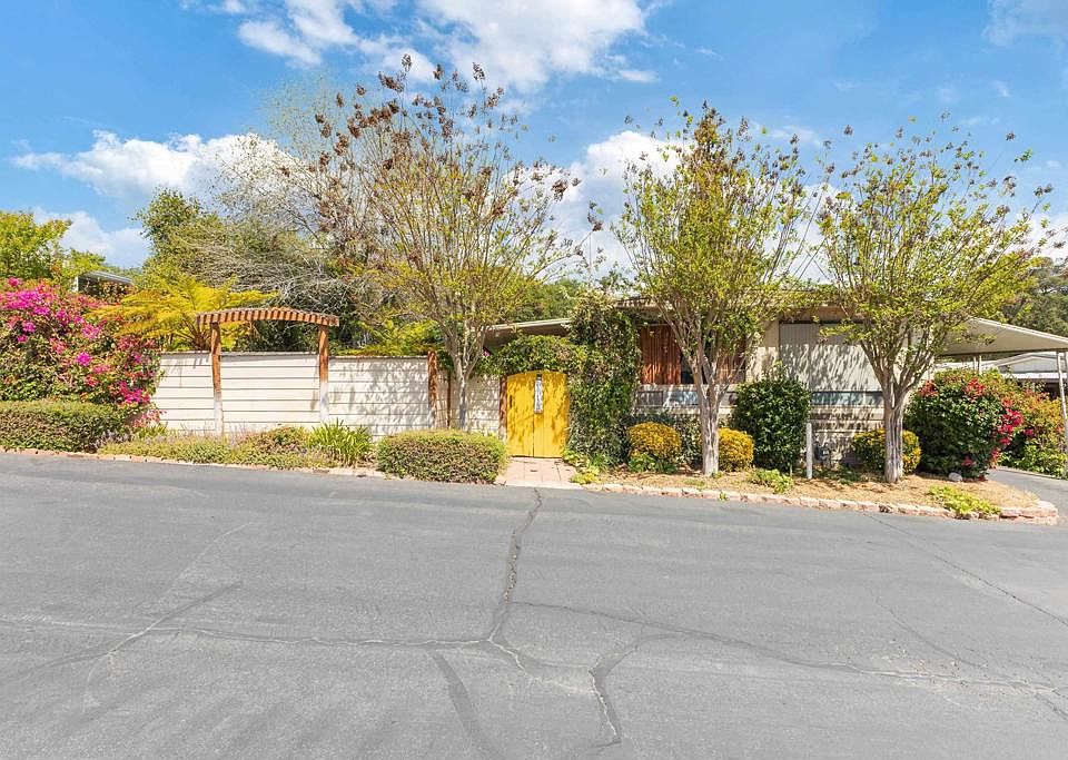 1st image of 3909 Reche Rd Spc 112