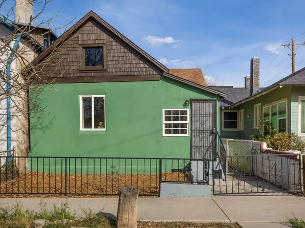 320 11th St NW, Rio Rancho, NM 87102