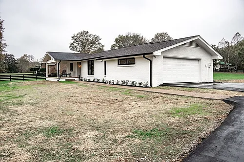 4014 Old Hillsboro Rd Photo 1