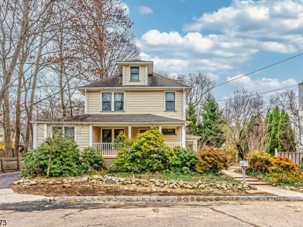 34 Orchard Sq, Caldwell Boro Twp., NJ 07006