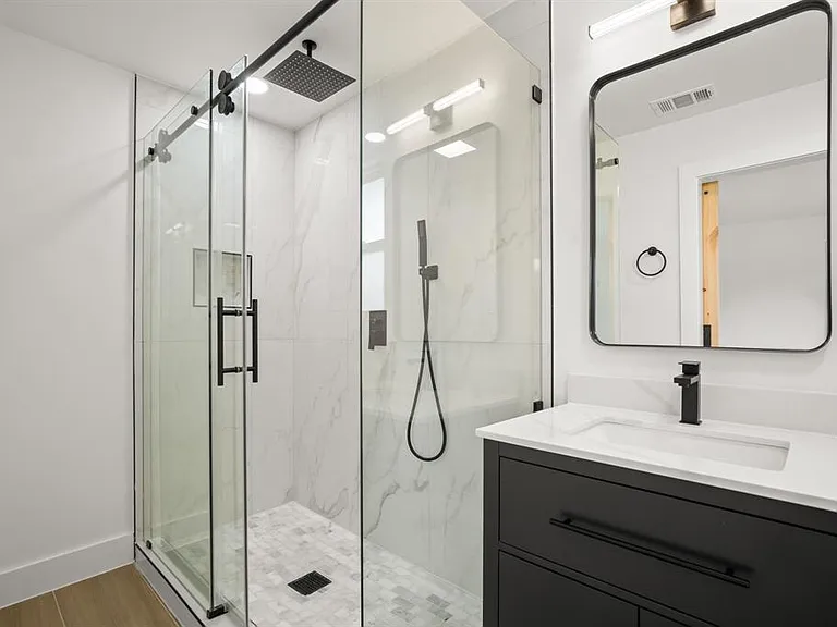 9006 Lodge Ct — Photo 6
