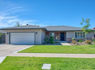 2569 E Los Altos Ave, Fresno, CA