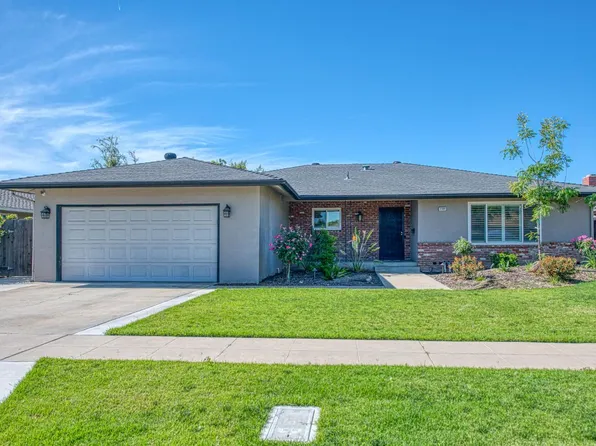 2569 E Los Altos Ave, Fresno, CA 93710