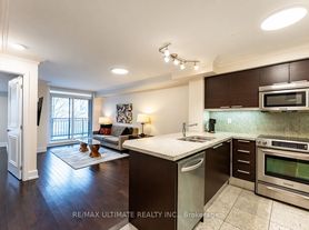 650 Sheppard Ave E