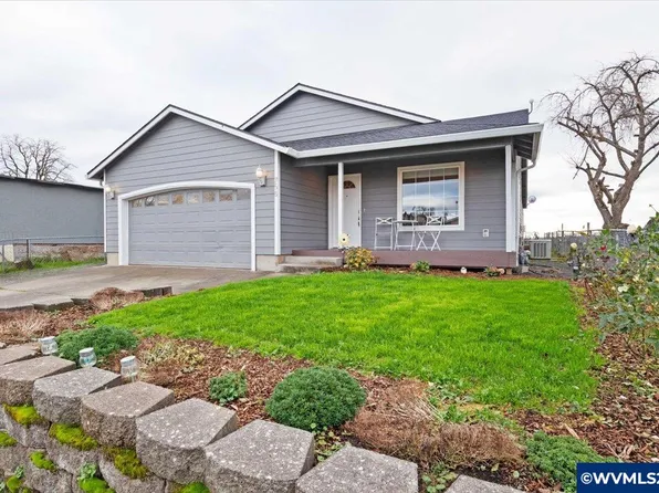 758 S Sunrise Dr, Jefferson, OR 97352