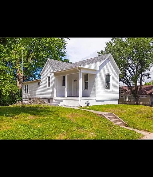 1602 S 25th St — Photo 1