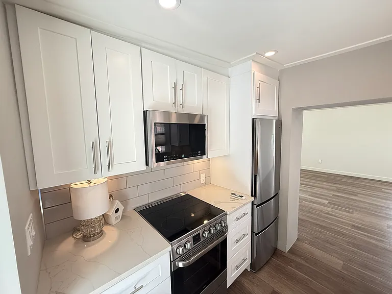 1157 Josephine St — Photo 5