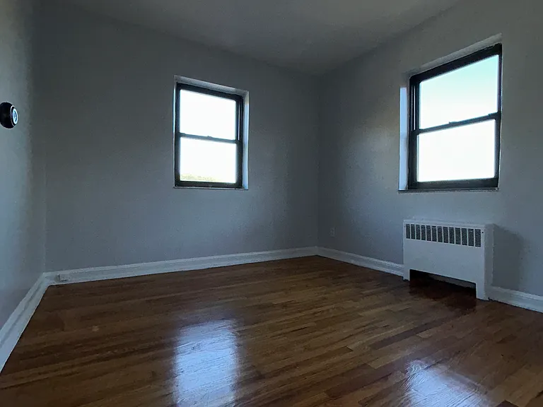 6245 Broadway #3C — Photo 4