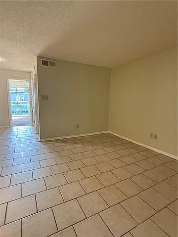 2300 Pasadena Ave #309 — Photo 4