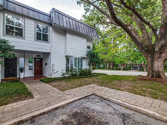 2nd image of 8938 Chatsworth Dr