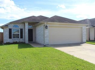 123 Carlsbad Dr, Victoria, TX 77904