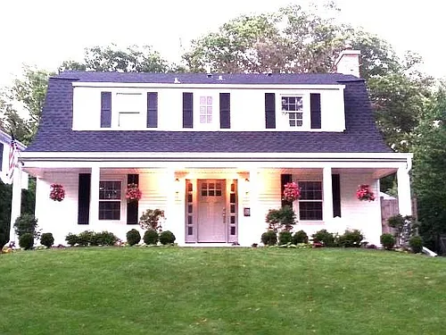 1897 Clifton Ave Photo 1