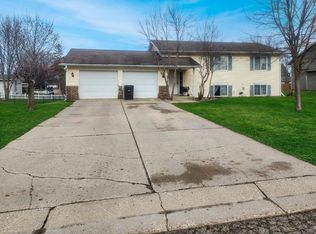 505 24th St SE, Willmar, MN 56201