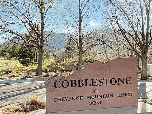 2nd image of 422 Cobblestone Dr