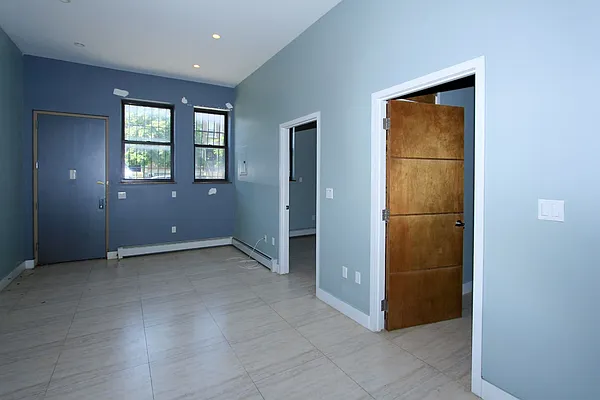 Rented by Brooklyn Rentals NYC | media 14