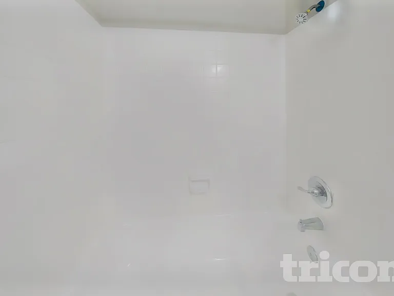 7811 Bluff Trail Dr — Photo 15