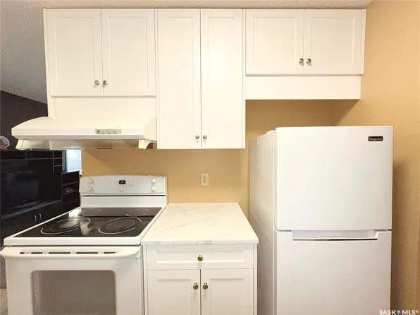 UNIT 214A-4040 8TH STREET E, Saskatoon, SK S7H 5L4