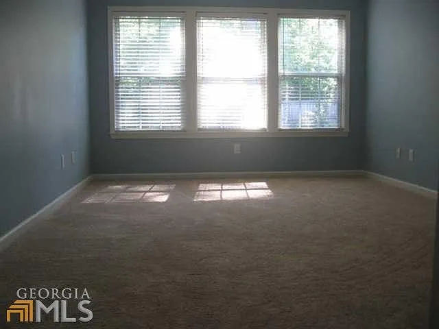 400 Wittenridge Ct — Photo 12