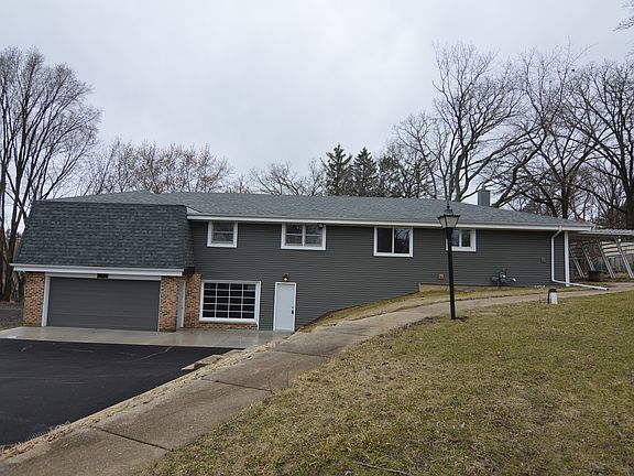 3rd image of 34550 N Wilson Rd