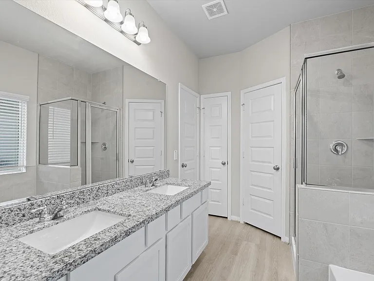 5308 Cj Walker Ln — Photo 12