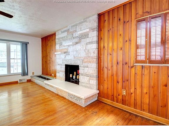 5th image of 415 Crestview Dr