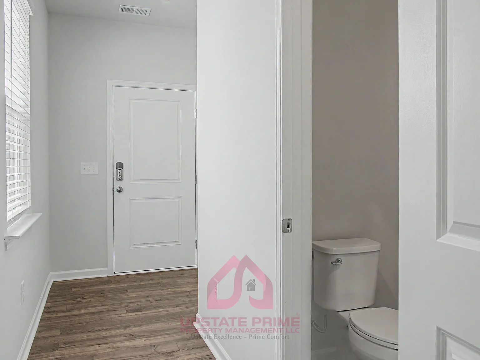 4 bed, 2.5 bath, 2084 sqft, $2,195 — Photo 4