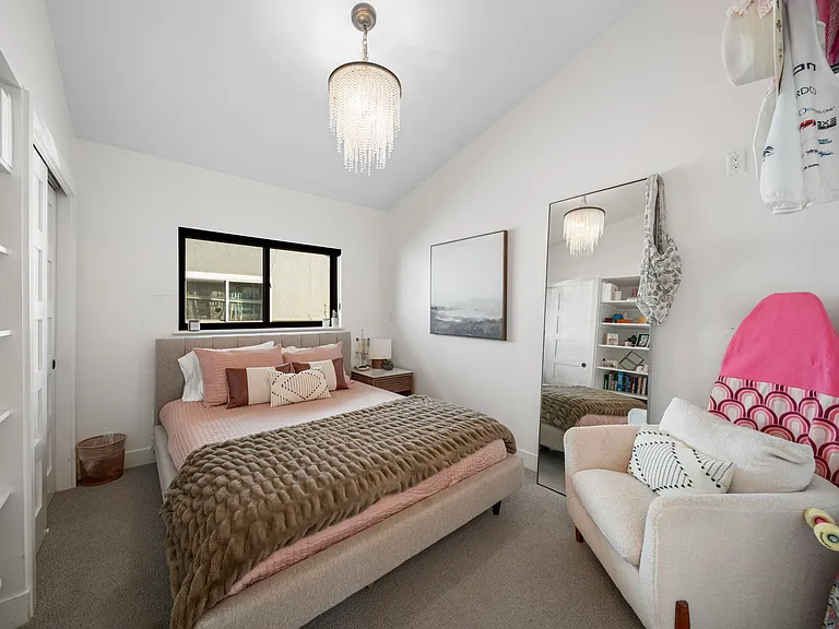 2713 Mesa Ave — Photo 18