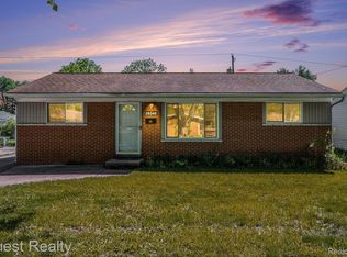 26346 Lorenz St, Madison Heights, MI