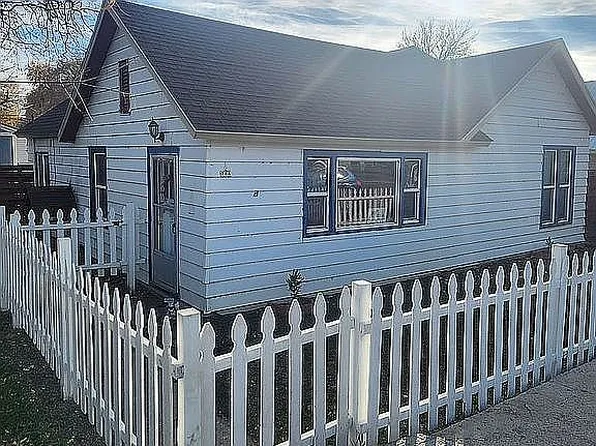 744 Market St, Meeker, CO 81641