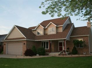 8391 S Heron Lake Rd, Saint John, IN 46373