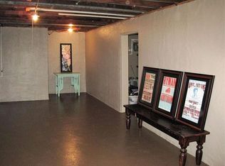 2715 Brendenwood Rd, Rockford, IL 61107