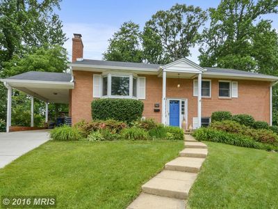 7521 Fairwood Ln, Falls Church, VA, 22046