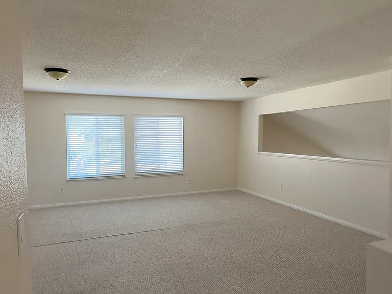 44035 Rodin Ave — Photo 17