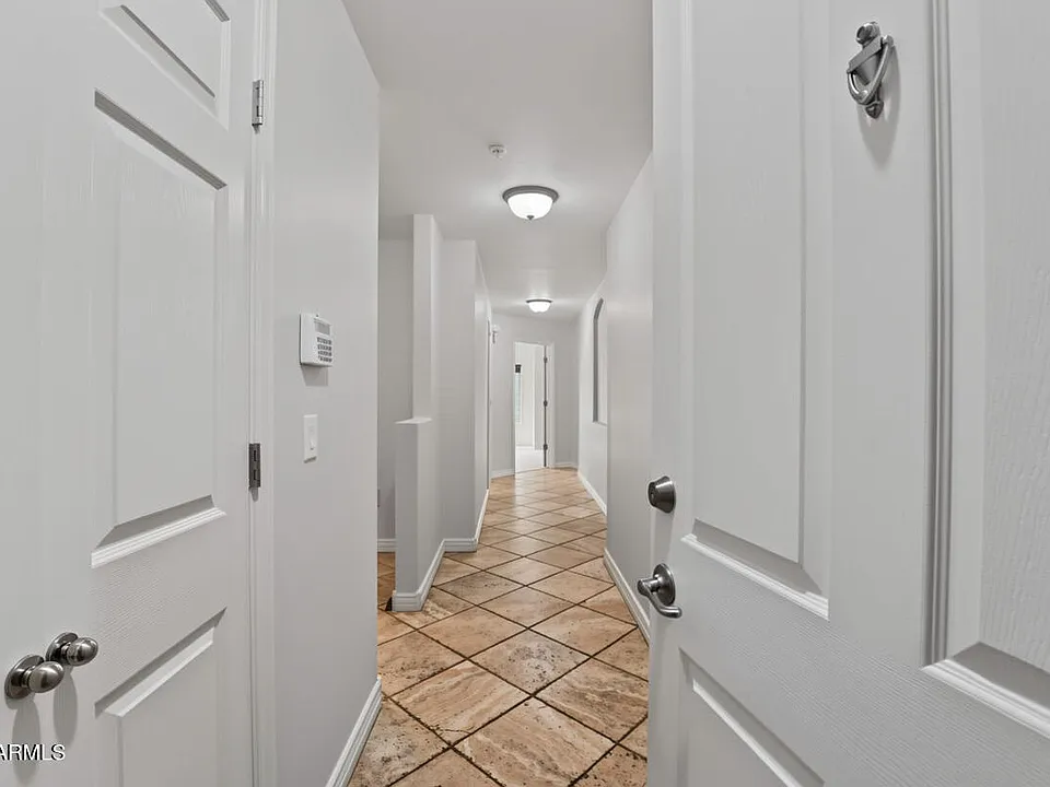 5350 E Deer Valley Dr #1252