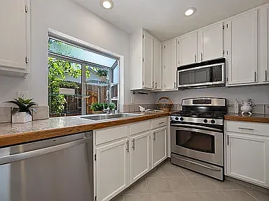 21 Marty Cir — Photo 15