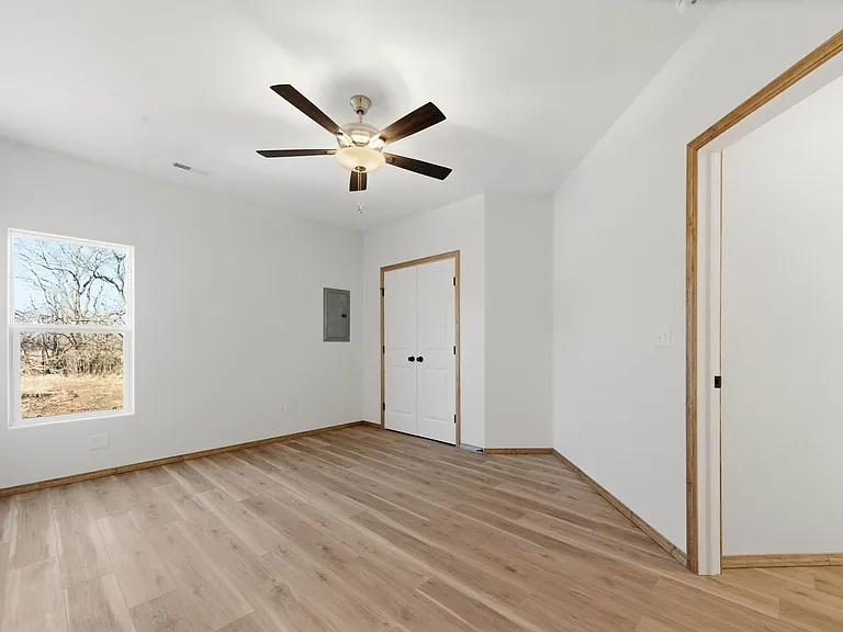 1723 N Main St #B — Photo 16