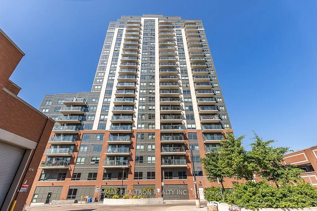Fuse Condos — Photo 1