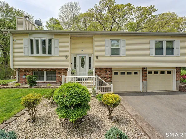 16 Kings Highway, Ledyard, CT 06335