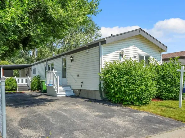 169 S Erin Woods Cir SE, Calgary, AB T2B 3E1