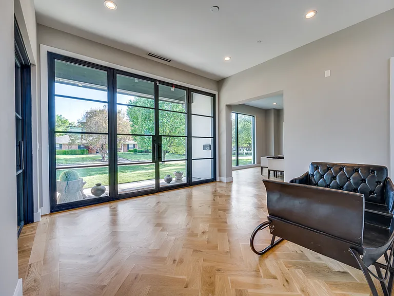 4215 Nashwood Ln — Photo 21