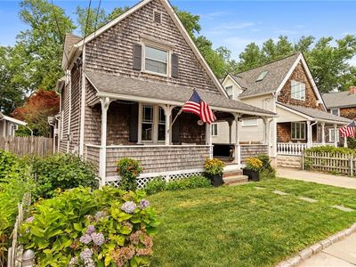 101 Sheldon St, Cranston, RI, 02905