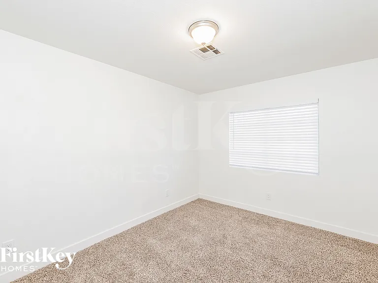 5980 Gentleslope St — Photo 13