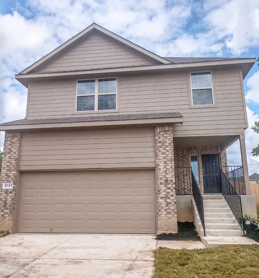 Tesoro Hills — Photo 1