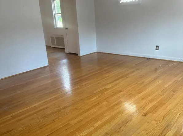 17 Pettit St, Bloomfield Twp., NJ 07003