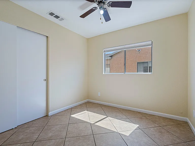 1596 W Carey Belle Ct — Photo 20