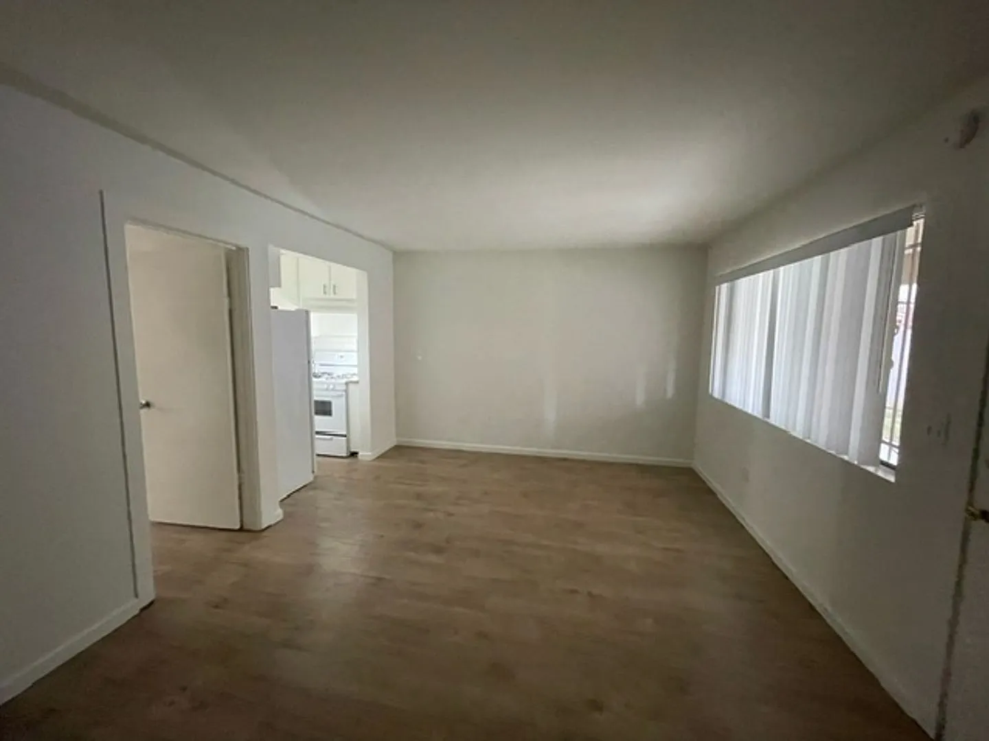 i4026 — Photo 2