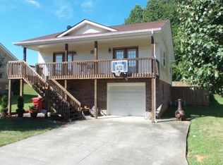 1010 Justus Dr, Johnson City, TN 37604